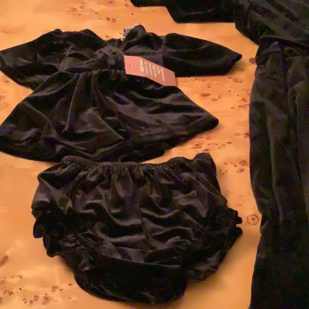 Mommy and Me Ivy City Velvet Dress